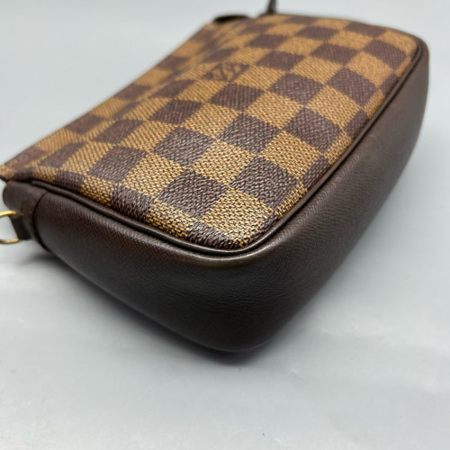 Louis Vuitton Trousse Make Up Bag Pochette Damier Ebene Brown Louis Vuitton Trousse Make Up Bag Pochette Damier Ebene Brown