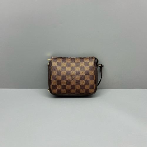 Louis Vuitton Trousse Make Up Bag Pochette Damier Ebene Brown Louis Vuitton Trousse Make Up Bag Pochette Damier Ebene Brown