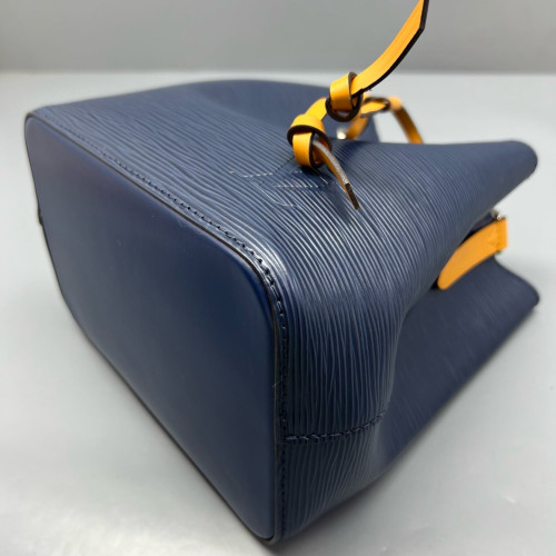 Louis Vuitton Neonoe BB Epi Blue Louis Vuitton Neonoe BB Epi Blue