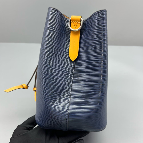 Louis Vuitton Neonoe BB Epi Blue Louis Vuitton Neonoe BB Epi Blue