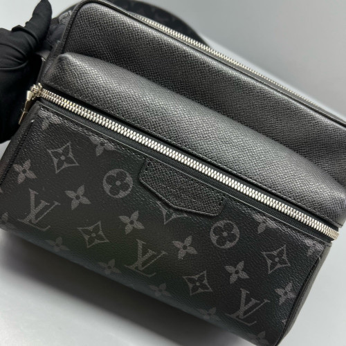 Louis Vuitton Outdoor Messenger GM Monogram Eclipse Black
