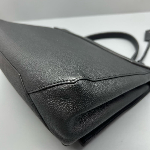 Louis Vuitton Lockme II Top Handle Calfskin Black