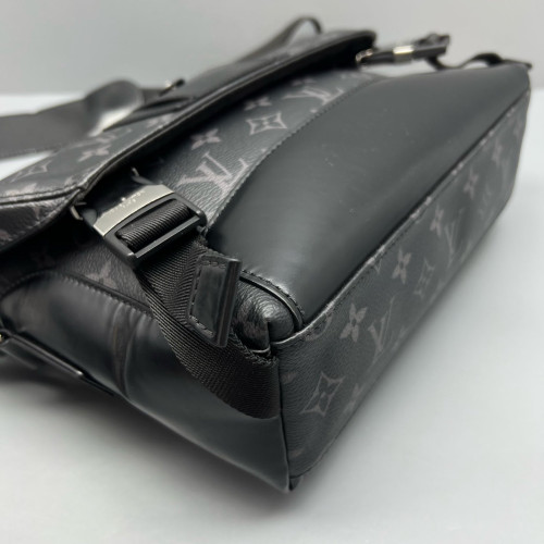 Louis Vuitton Voyager Messenger Monogram Eclipse Black Louis Vuitton Voyager Messenger Monogram Eclipse Black