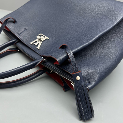 Louis Vuitton Lockme Tote PM Calfskin Navy