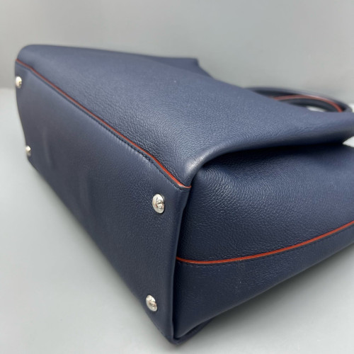 Louis Vuitton Lockme Tote PM Calfskin Navy