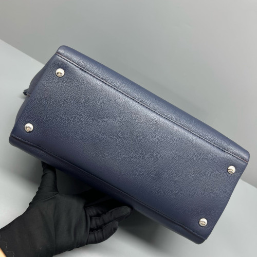 Louis Vuitton Lockme Tote PM Calfskin Navy