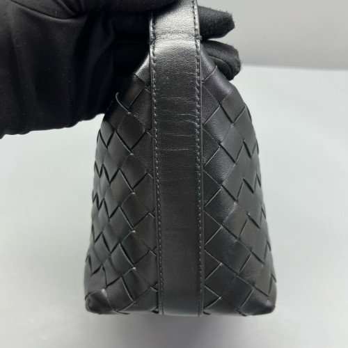 Bottega Veneta Mini Wallace Calfskin Intrecciato Black Bottega Veneta Mini Wallace Calfskin Intrecciato Black