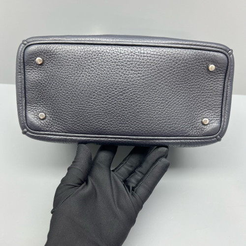 Dior Small Diorissimo Tote Grained Calfskin Dark Blue