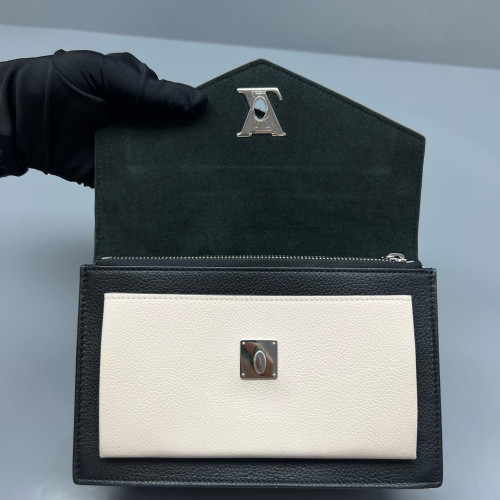 Louis Vuitton Wallet On Chain WOC Snakeskin Calfskin Black White Louis Vuitton Wallet On Chain WOC Snakeskin Calfskin Black White