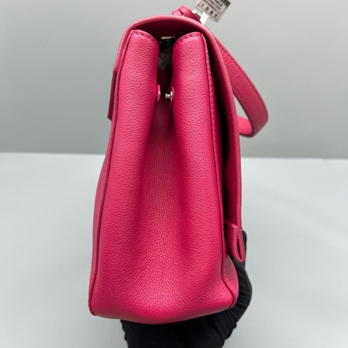 Louis Vuitton Lockme Hobo Calfskin Fuchsia Louis Vuitton Lockme Hobo Calfskin Fuchsia