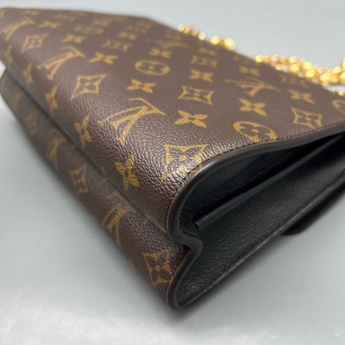 Louis Vuitton Victoire Monogram Brown