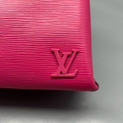 Louis Vuitton Kleber PM Epi Magenta Louis Vuitton Kleber PM Epi Magenta