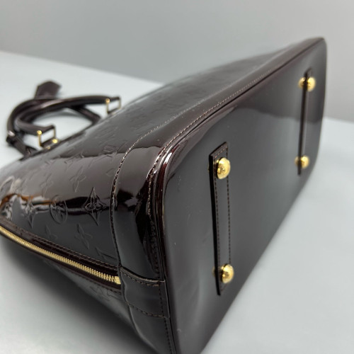 Louis Vuitton Alma GM Vernis Amarante