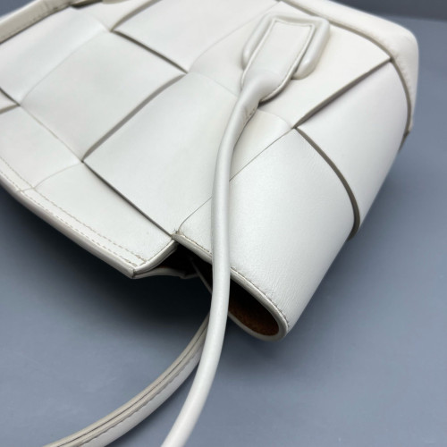 Bottega Veneta Small Arco Intrecciato Nappa White