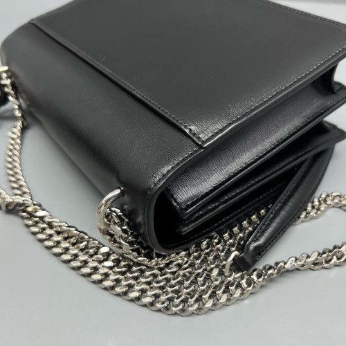 Yves Saint Laurent Medium Sunset Calfskin Black
