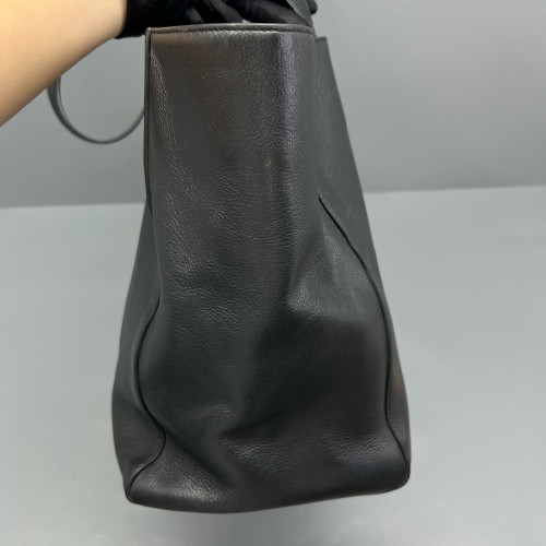Balenciaga Tote Bag Calfskin Black