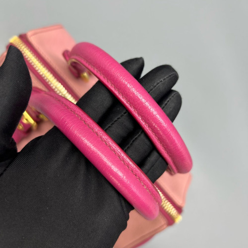 Miu Miu Two-Way Bag Grained Calfskin Pink Magenta Miu Miu Two-Way Bag Grained Calfskin Pink Magenta