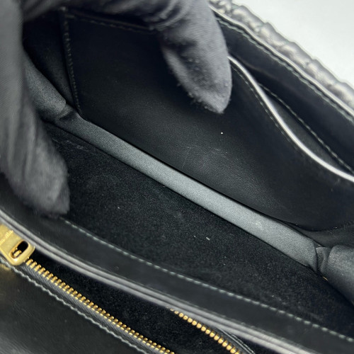 Miu Miu Crossbody Bag Crumpled Lambskin Black Miu Miu Crossbody Bag Crumpled Lambskin Black