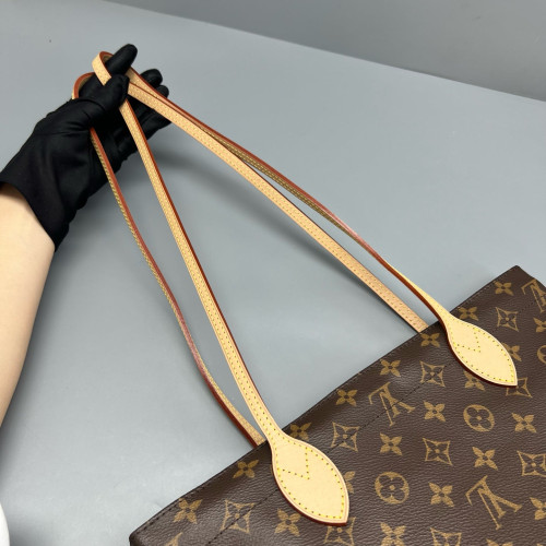 Louis Vuitton Carry It Tote Monogram Brown