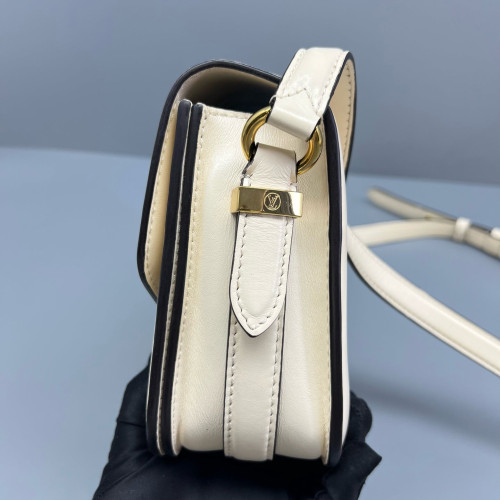 Louis Vuitton Pont 9 PM Calfskin White Louis Vuitton Pont 9 PM Calfskin White