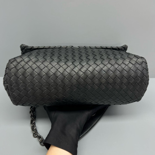 Bottega Veneta Large Olimpia Shoulder Bag Calfskin Intrecciato Black