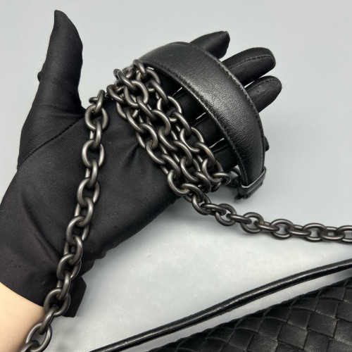 Bottega Veneta Large Olimpia Shoulder Bag Calfskin Intrecciato Black