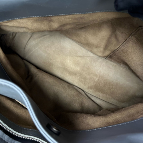 Bottega Veneta Medium Roma Tote Bag Calfskin Intrecciato Grey Bottega Veneta Medium Roma Tote Bag Calfskin Intrecciato Grey