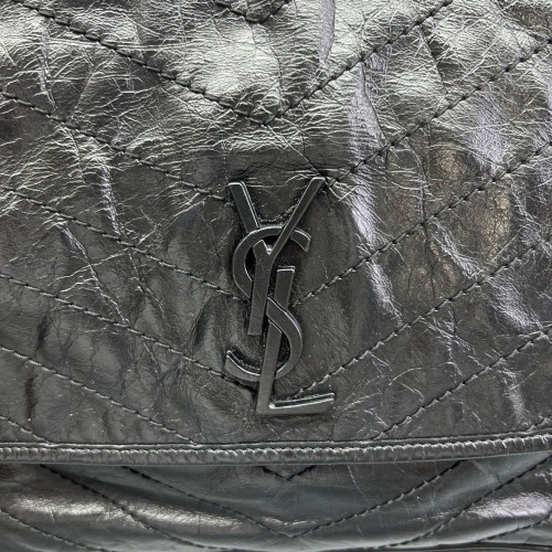 Yves Saint Laurent Medium Niki Chain Pull Up Leather Black