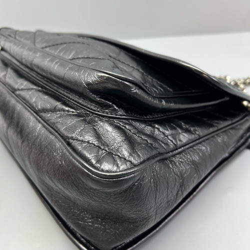 Yves Saint Laurent Medium Niki Chain Pull Up Leather Black