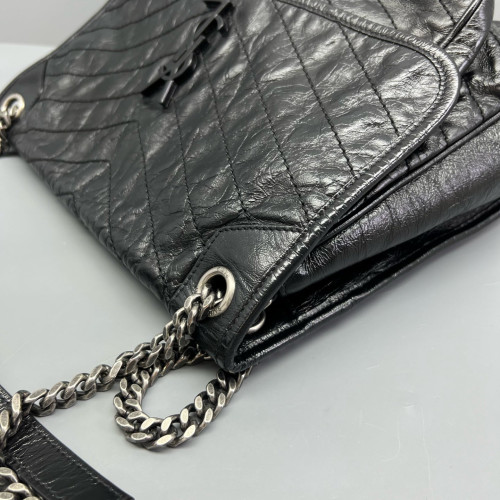 Yves Saint Laurent Medium Niki Chain Pull Up Leather Black
