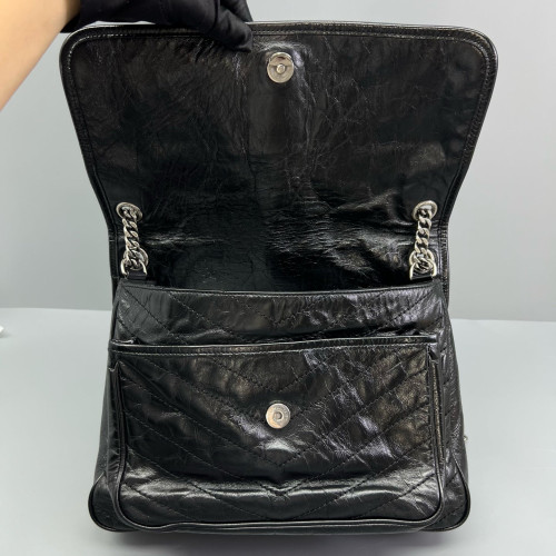 Yves Saint Laurent Medium Niki Chain Pull Up Leather Black