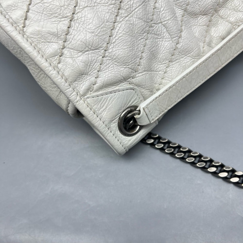 Yves Saint Laurent Medium Niki Chain Pull Up Leather White Yves Saint Laurent Medium Niki Chain Pull Up Leather White