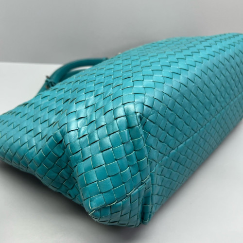 Bottega Veneta Tote Bag Lambskin Intrecciato Nappa Blue