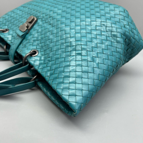 Bottega Veneta Tote Bag Lambskin Intrecciato Nappa Blue