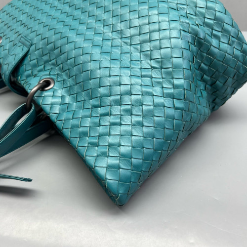 Bottega Veneta Tote Bag Lambskin Intrecciato Nappa Blue
