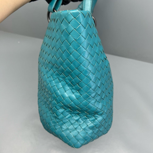 Bottega Veneta Tote Bag Lambskin Intrecciato Nappa Blue