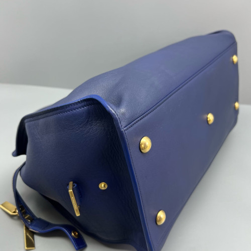 Yves Saint Laurent Medium Cabas Chyc Calfskin Blue