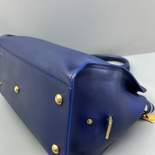 Yves Saint Laurent Medium Cabas Chyc Calfskin Blue