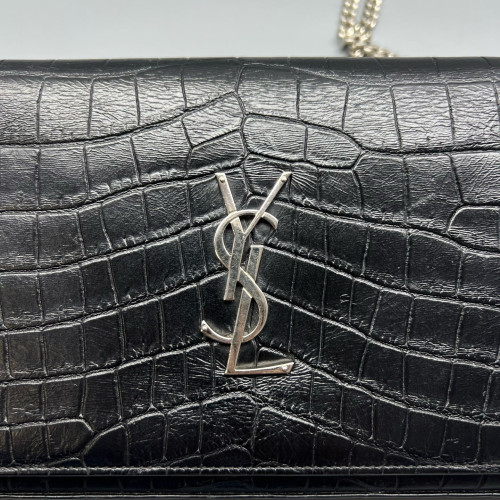 Yves Saint Laurent Medium Classic Kate Calfskin Crocodile Embossed Black Yves Saint Laurent Medium Classic Kate Calfskin Crocodile Embossed Black