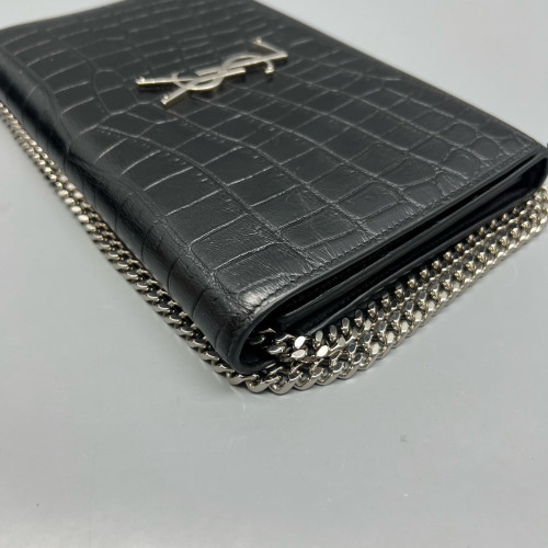 Yves Saint Laurent Medium Classic Kate Calfskin Crocodile Embossed Black Yves Saint Laurent Medium Classic Kate Calfskin Crocodile Embossed Black