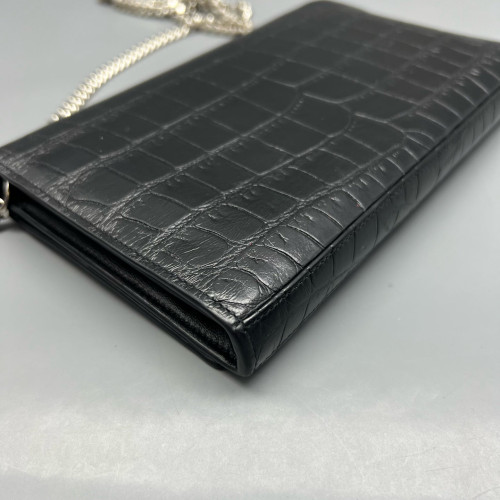 Yves Saint Laurent Medium Classic Kate Calfskin Crocodile Embossed Black Yves Saint Laurent Medium Classic Kate Calfskin Crocodile Embossed Black