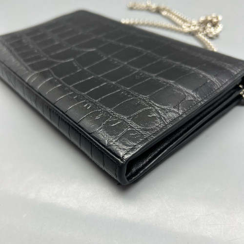 Yves Saint Laurent Medium Classic Kate Calfskin Crocodile Embossed Black Yves Saint Laurent Medium Classic Kate Calfskin Crocodile Embossed Black