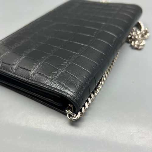 Yves Saint Laurent Medium Classic Kate Calfskin Crocodile Embossed Black Yves Saint Laurent Medium Classic Kate Calfskin Crocodile Embossed Black