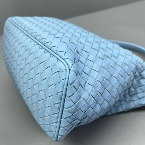 Bottega Veneta Shoulder Bag Calfskin Intrecciato Blue Bottega Veneta Shoulder Bag Calfskin Intrecciato Blue