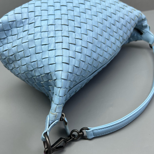 Bottega Veneta Shoulder Bag Calfskin Intrecciato Blue Bottega Veneta Shoulder Bag Calfskin Intrecciato Blue