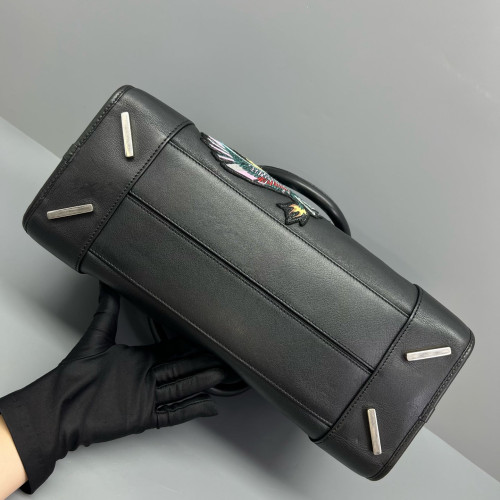 Loewe Amazona 36 Calfskin Black