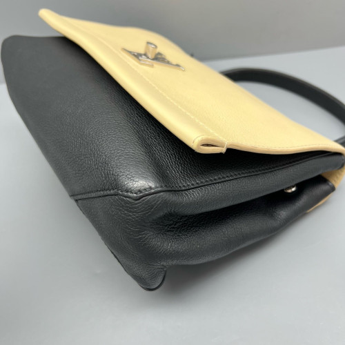 Louis Vuitton Lockme Hobo Calfskin White Black