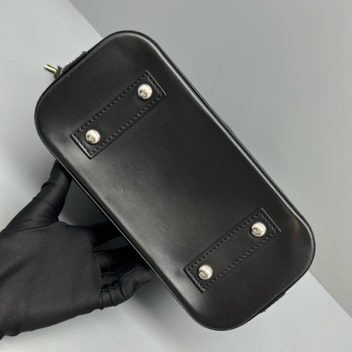 Louis Vuitton Alma BB Epi Black