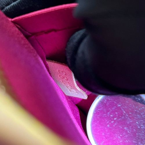Louis Vuitton Brea MM Vernis Red