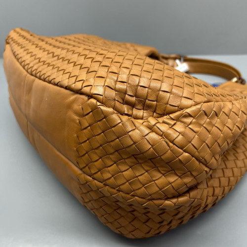 Bottega Veneta Large Campana Hobo Lambskin Intrecciato Nappa Brown